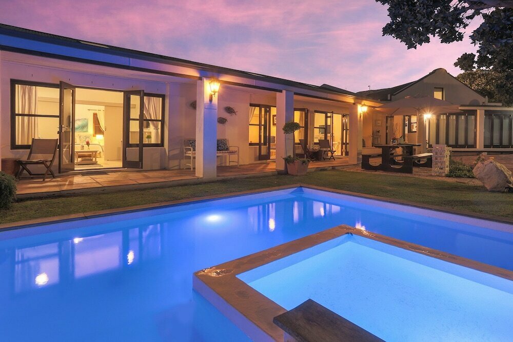 Hotel Sixteen Guest House on Main, Earth, photo