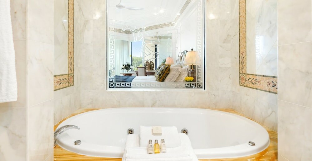 Фото Imperial Hotel Gold Coast