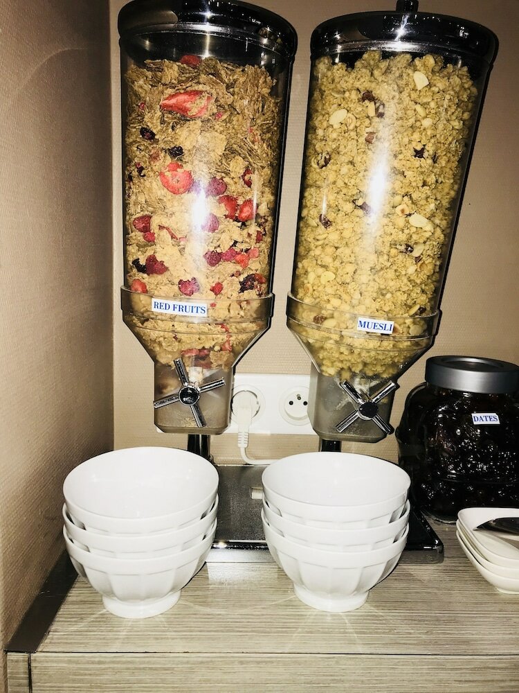 Фото Hotel Cecyl