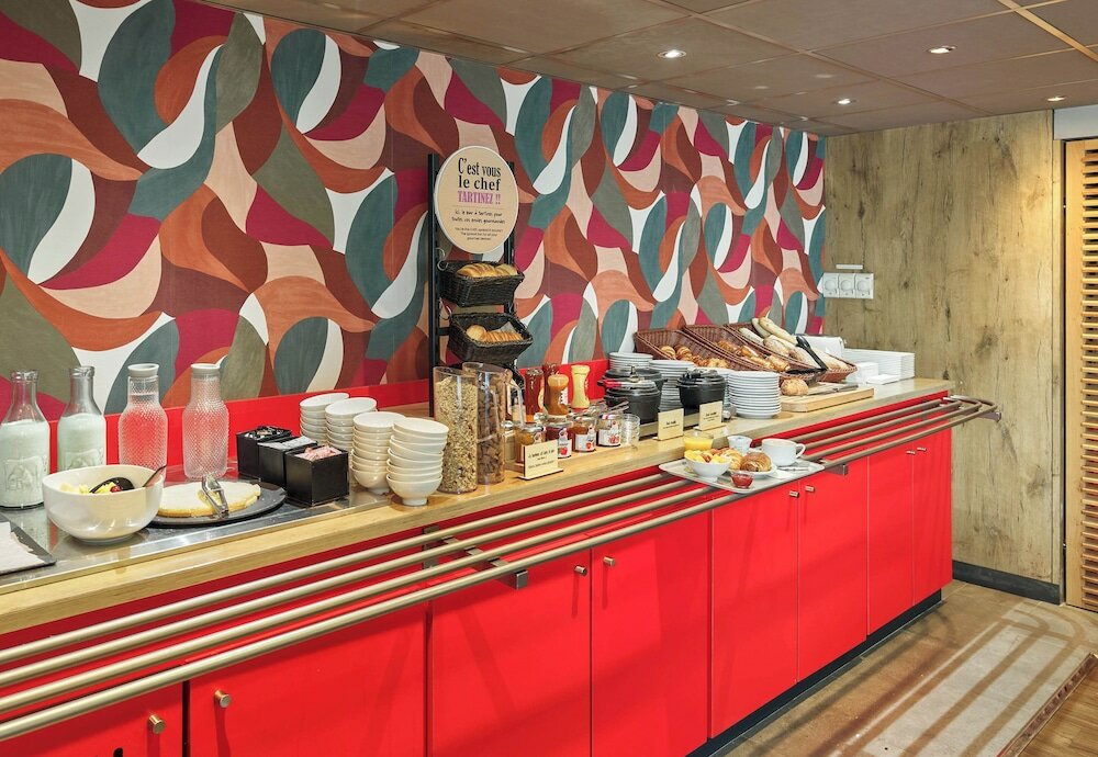 Фото B&b Hotel Versailles Le Chesnay