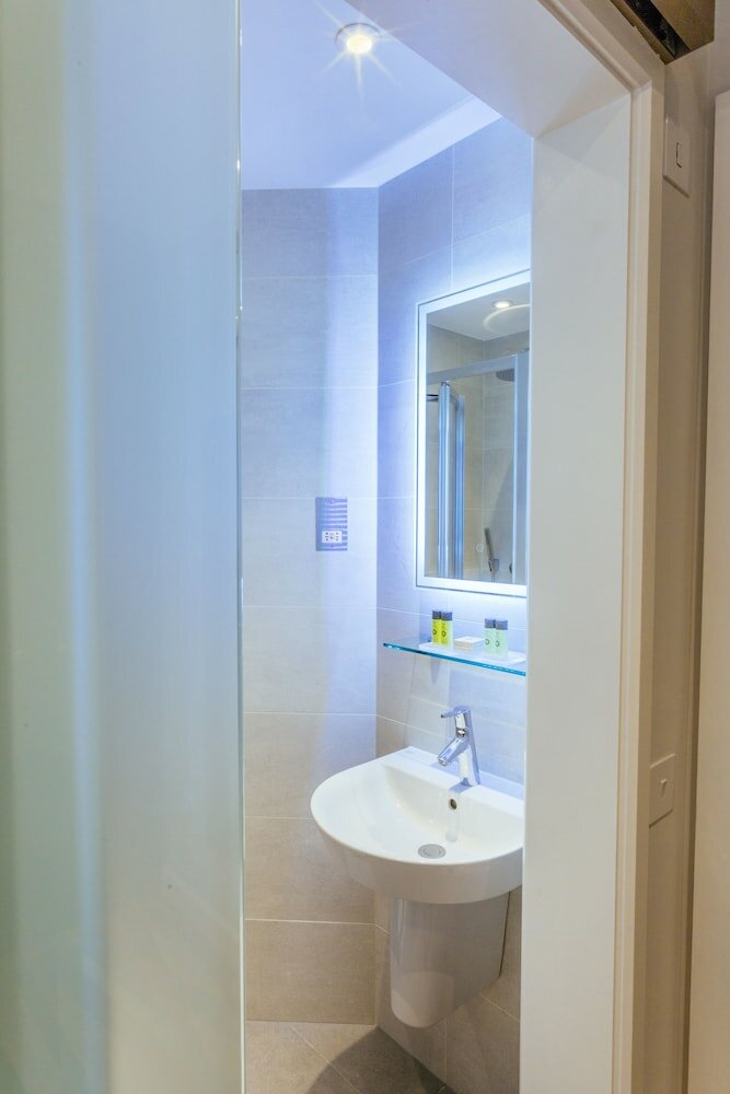 Фото Oliver Plaza