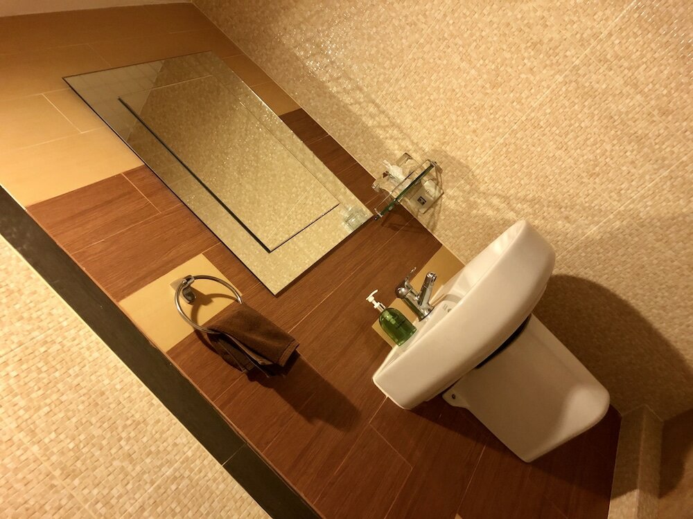 Фото Hua Hin White Sand Hotel