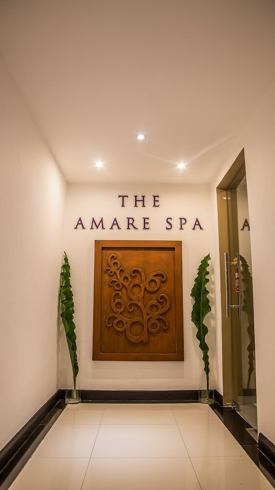 Фото Y2 Residence Hotel