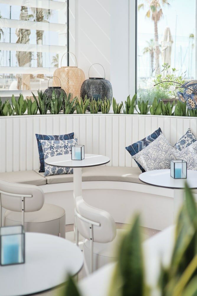 Фото Hotel Marina Badalona