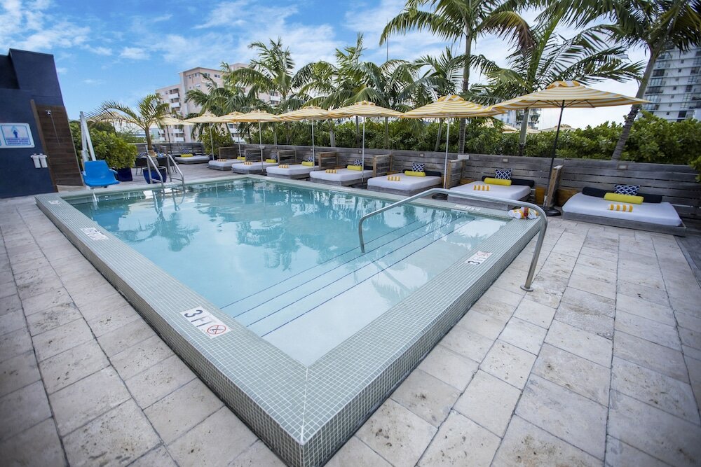 Фото Catalina Hotel & Beach Club