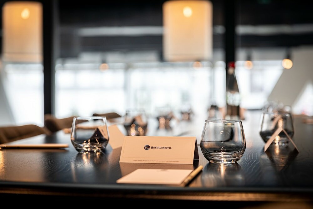 Фото Best Western M Treize Paris Asnieres