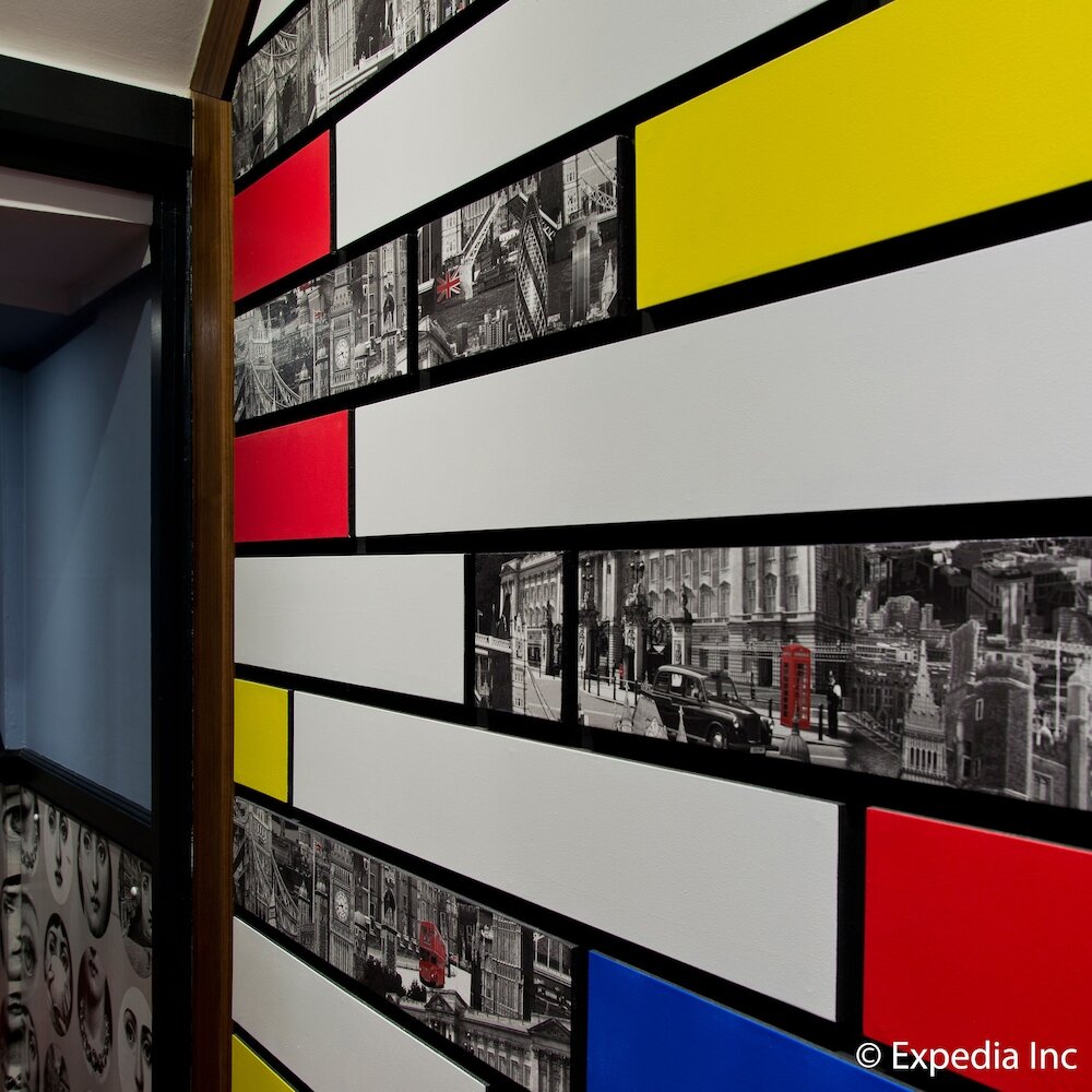 Фото The California