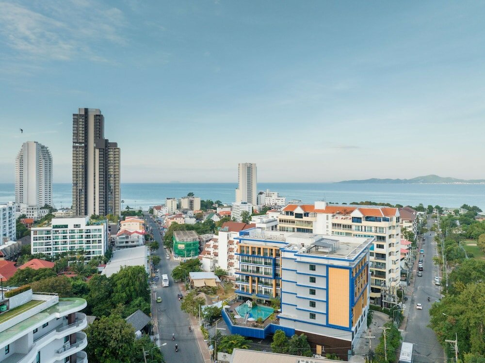 Фото Lewit Hotel Pattaya, a member of Radisson Individuals