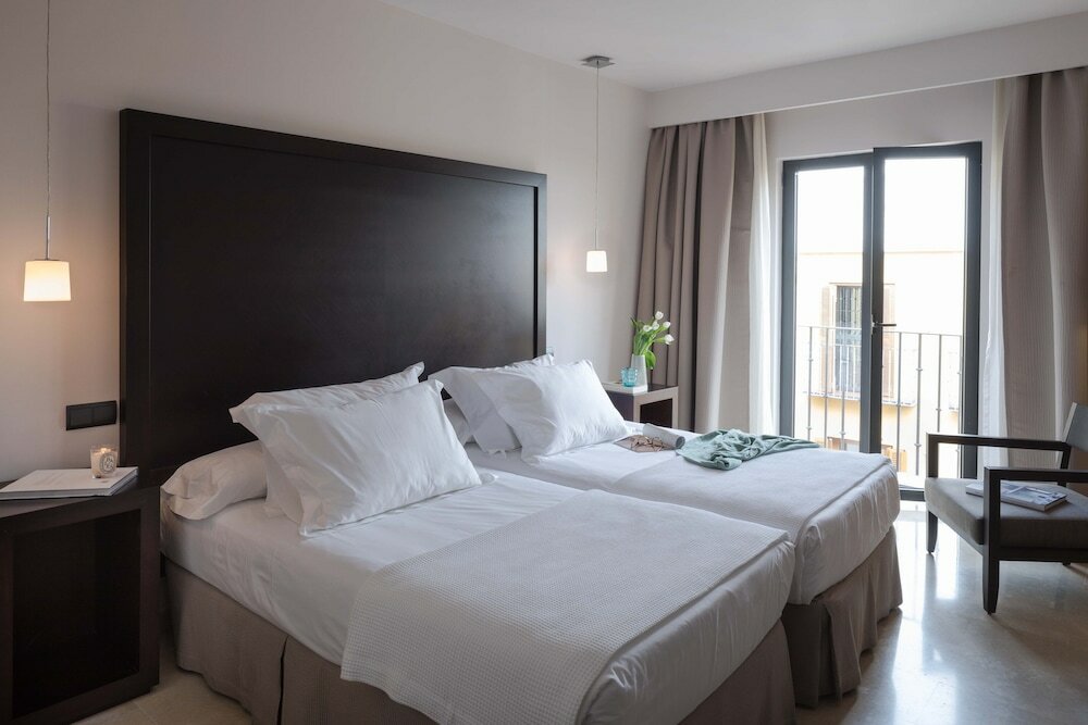 Фото Hotel Rey Alfonso X