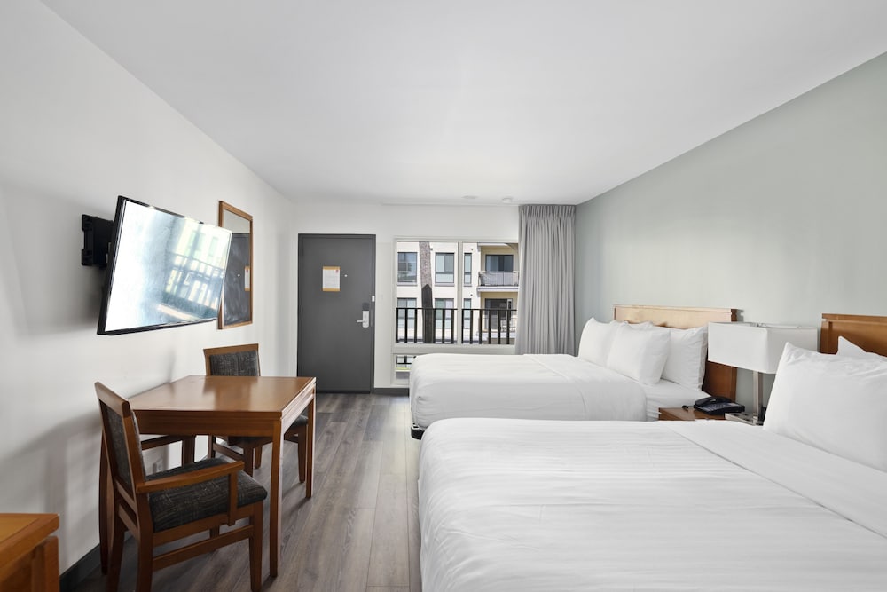 Фото Vagabond Inn Glendale