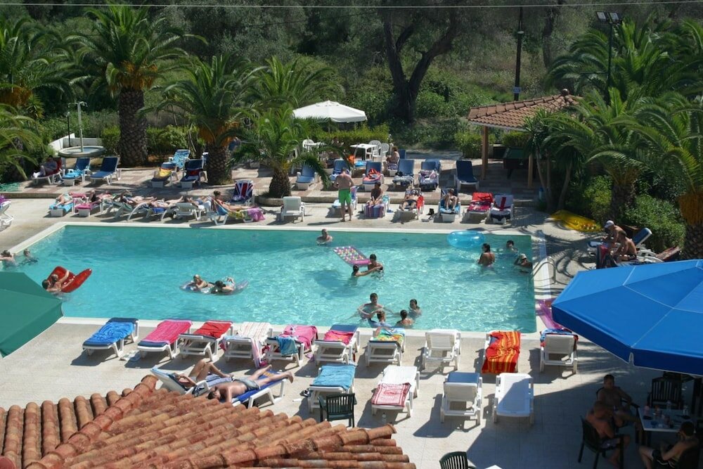 Фото Morfeas Hotel