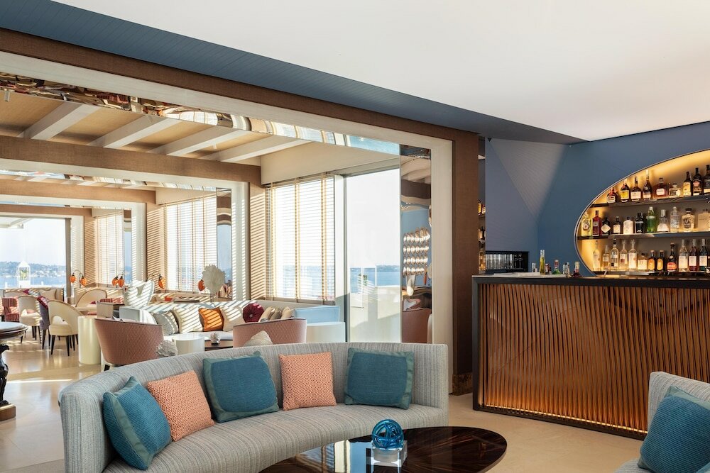 Фото Grand Hotel Des Ètrangers