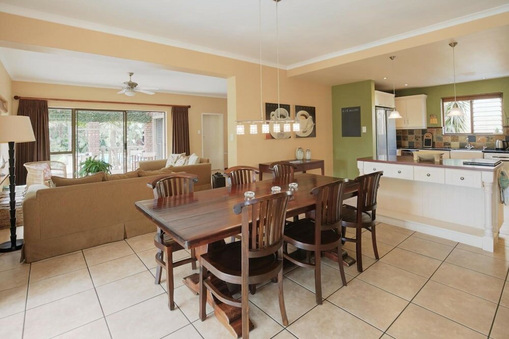 Фото Aziza Guesthouse