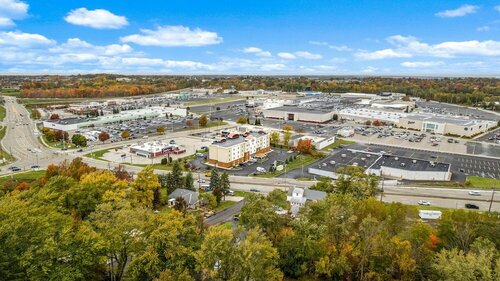 Гостиница Candlewood Suites Erie в Эри