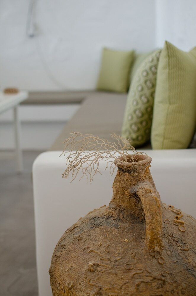 Фото George & Irene Hotel