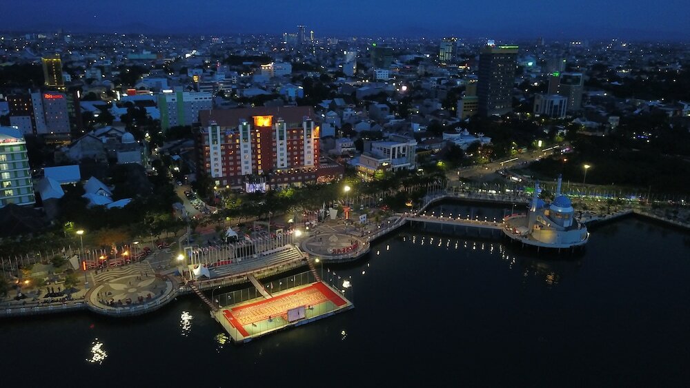 Фото Aryaduta Makassar