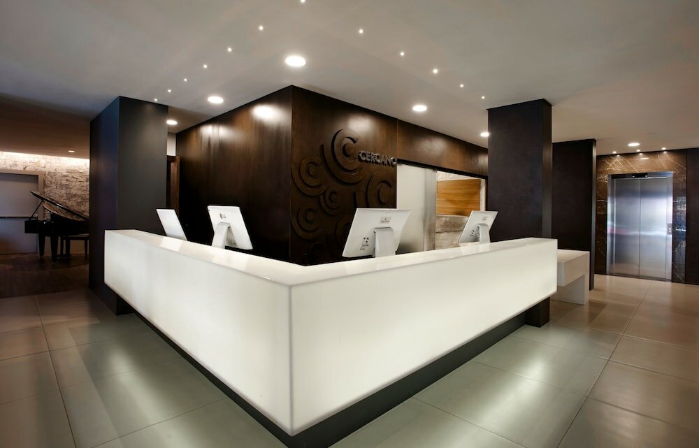 Фото Hotel Cercano