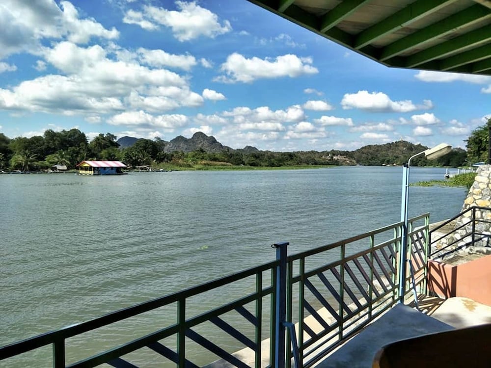 Фото Golden Dragon Resort