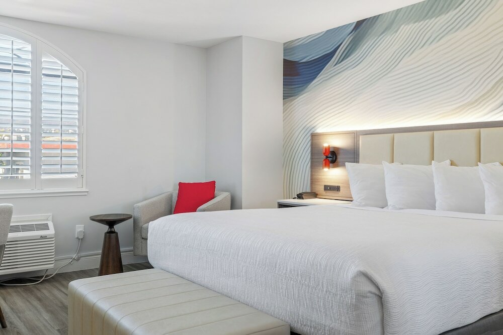 Фото Super 8 by Wyndham San Bruno sf Intl Arpt West