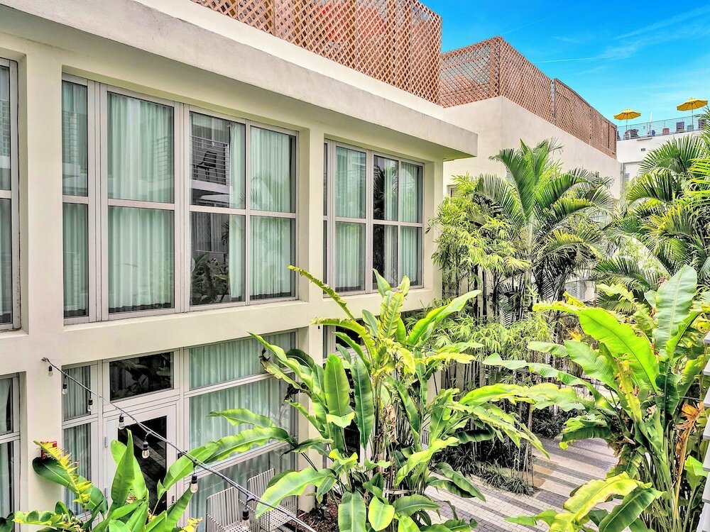 Фото The Fairwind Hotel