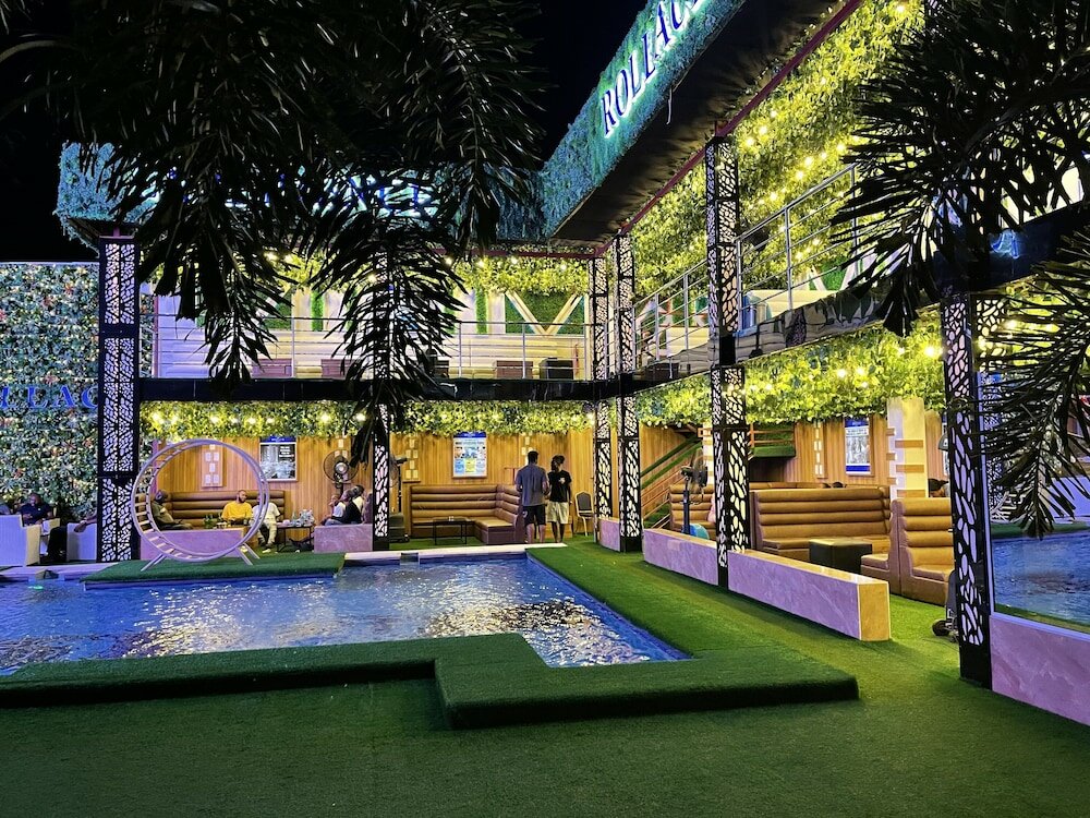 Фото Rollace Hotel