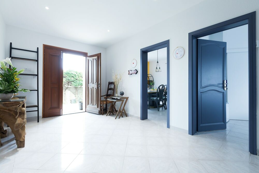 Фото Chambres d'hôtes Les villas du triangle