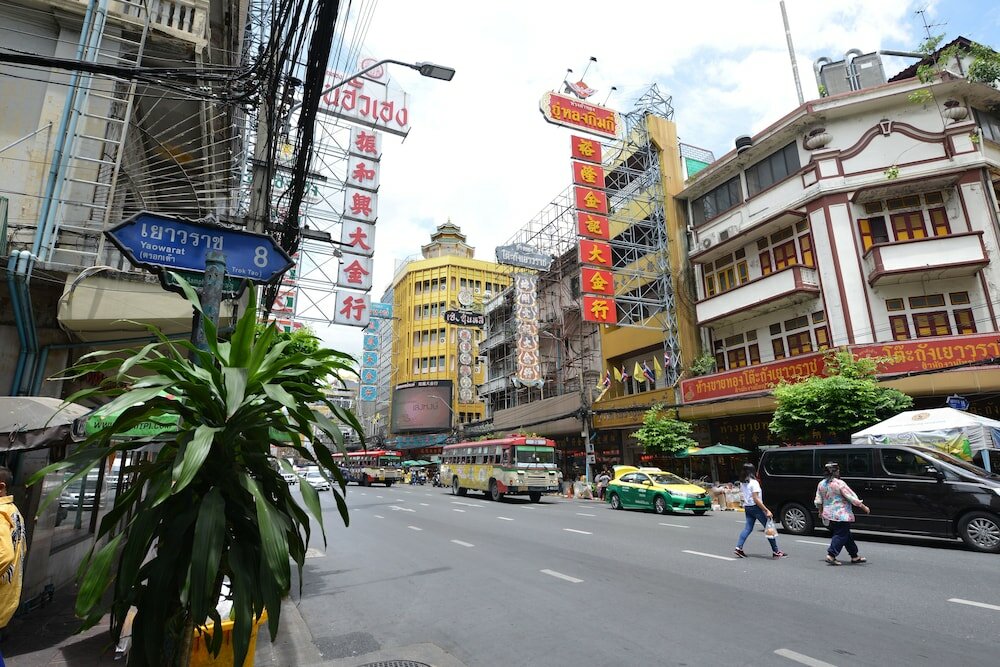 Фото отеля 1