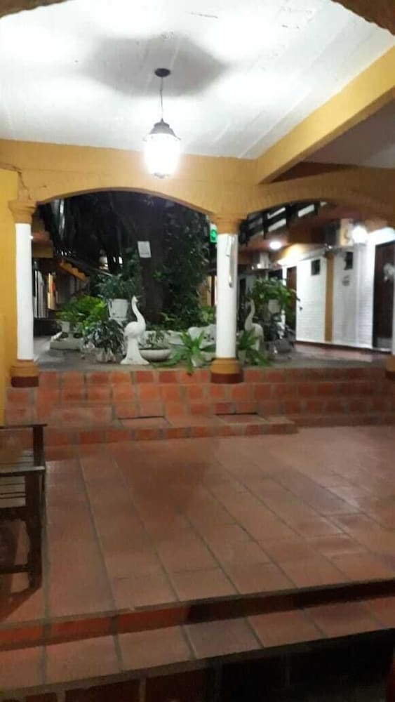 Фото отеля 4