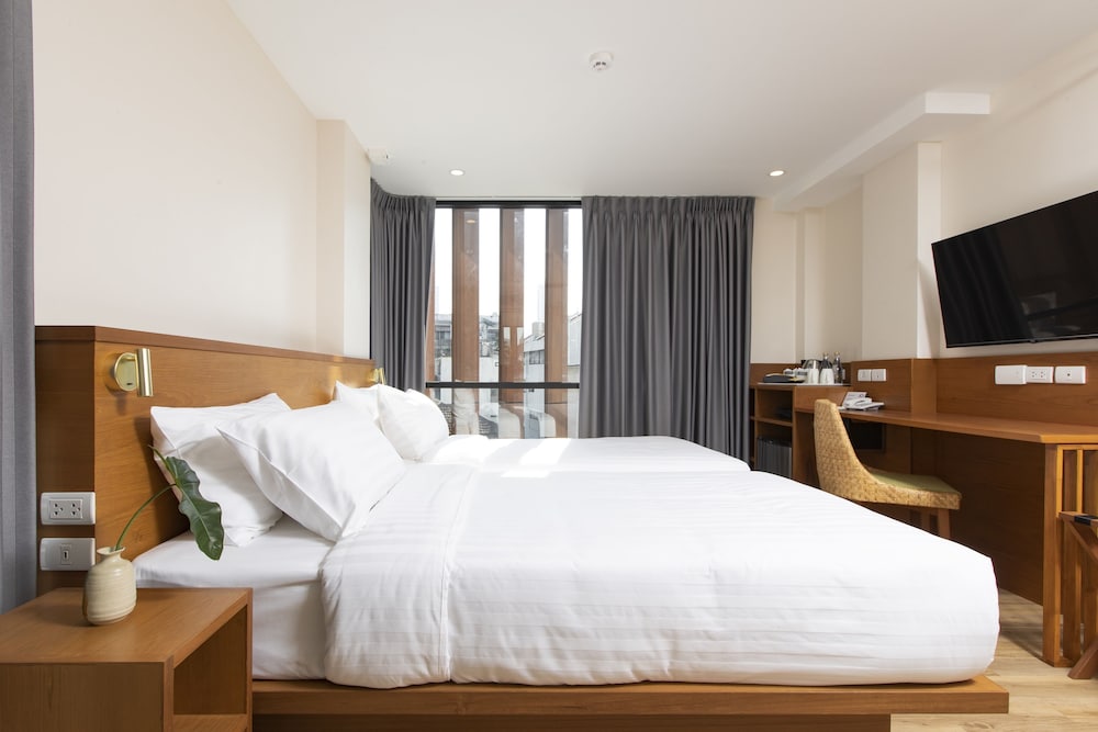 Фото Sukhon Hotel