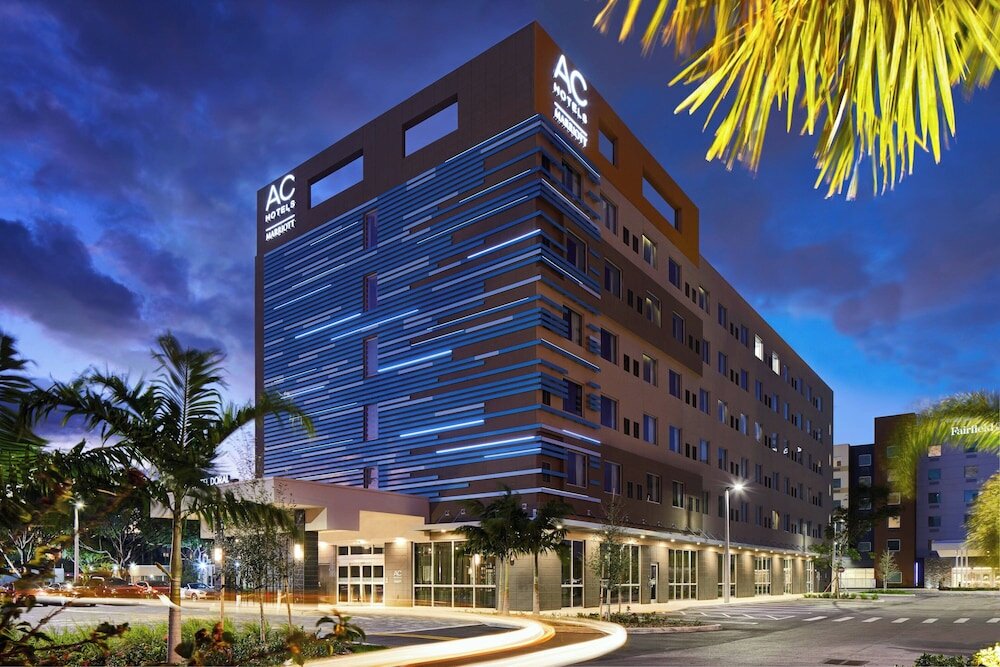Фото Ac Hotel by Marriott Miami Airport West/Doral