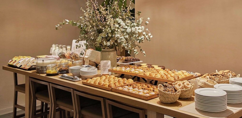 Фото Nh Madrid Balboa