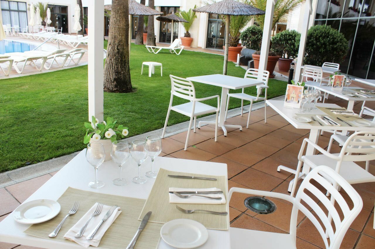 Фото Hotel Duque De Najera