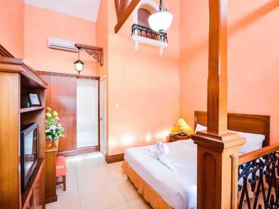 Фото Estancia Resort Hotel