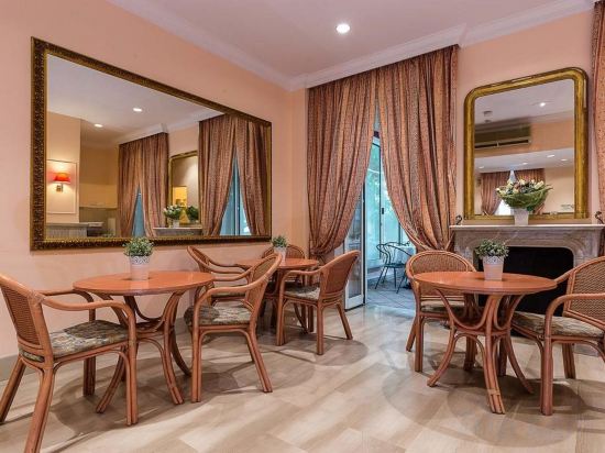 Фото Hotel Center 2