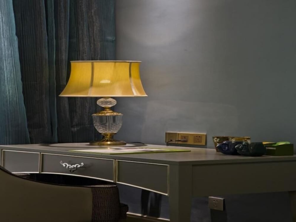 Фото GreenTree Eastern Shenzhen Luohu East Gate Hotel