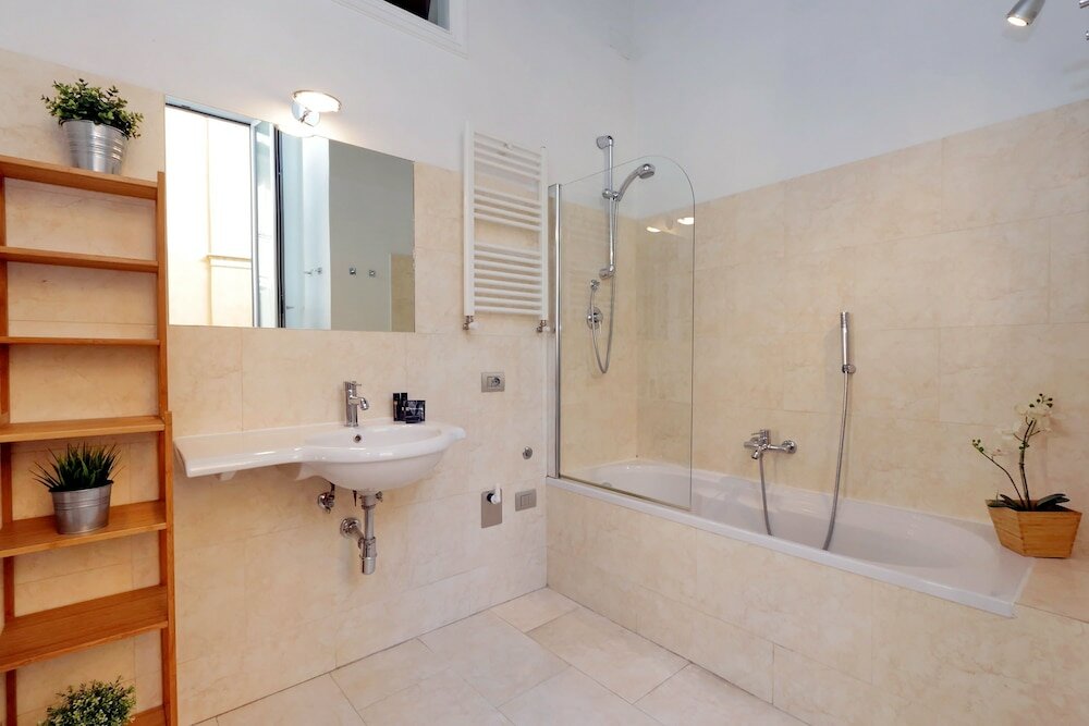 Фото Giulia Charme - My Extra Home