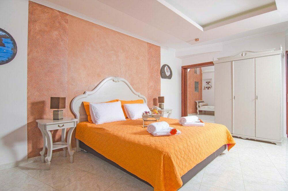 Фото Smaragdi Hotel