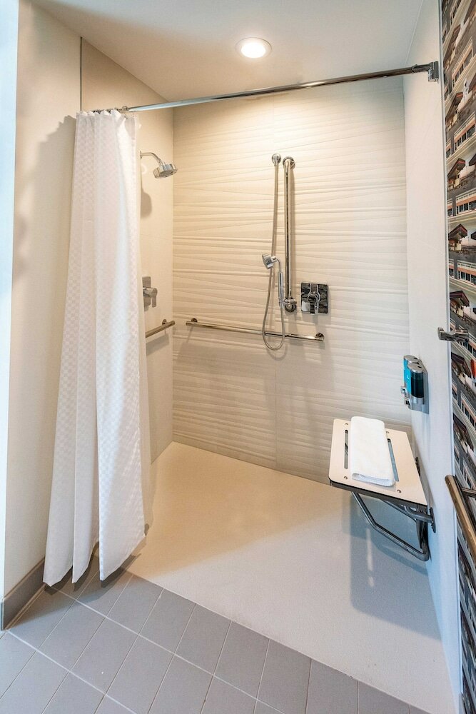 Фото Aloft Savannah Downtown Historic District