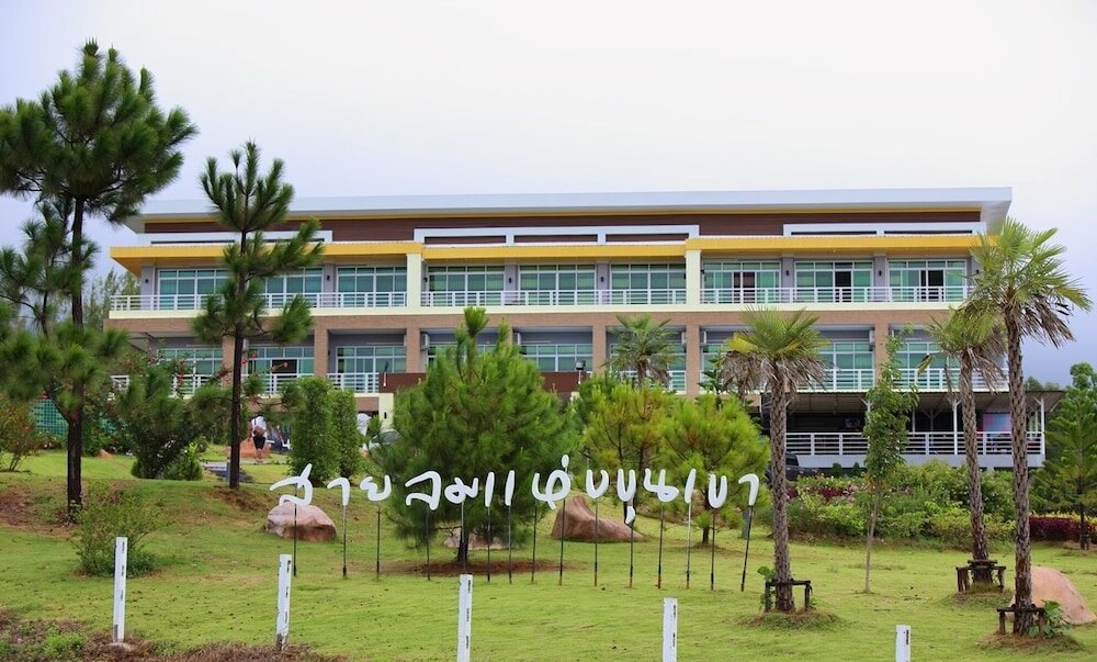 Фото Breeze Hill Hotel