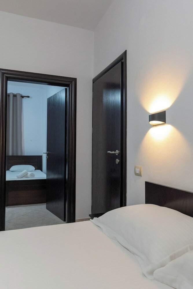 Фото Hotel Mariksel