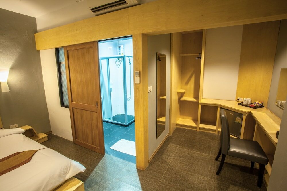 Фото Nh Elegant Hotel