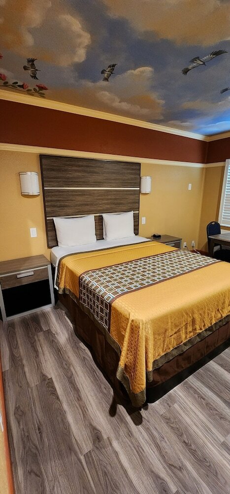 Фото Geneva Motel