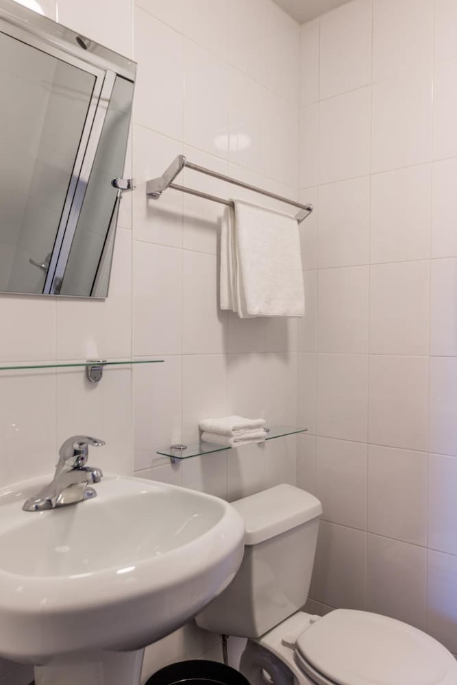 Фото The Park Ave North Hotel