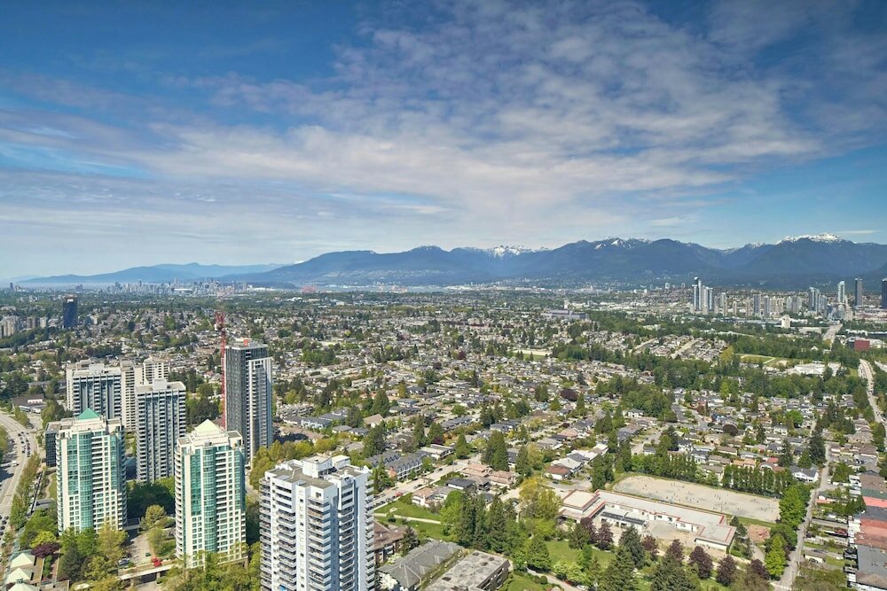 Фото Element Vancouver Metrotown