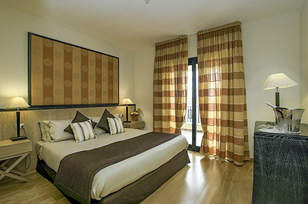 Фото Mahara Hotel & Wellness