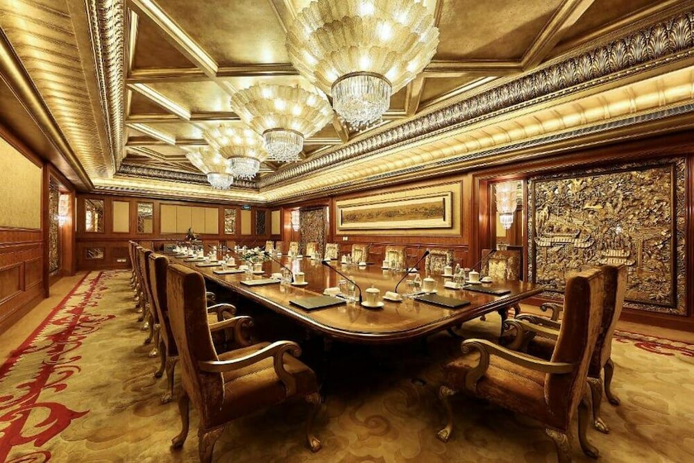 Фото Dongjiao State Guest Hotel