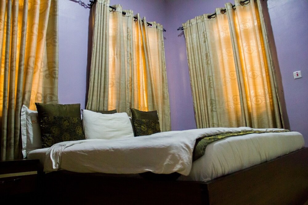 Фото Rita's Events and Suites