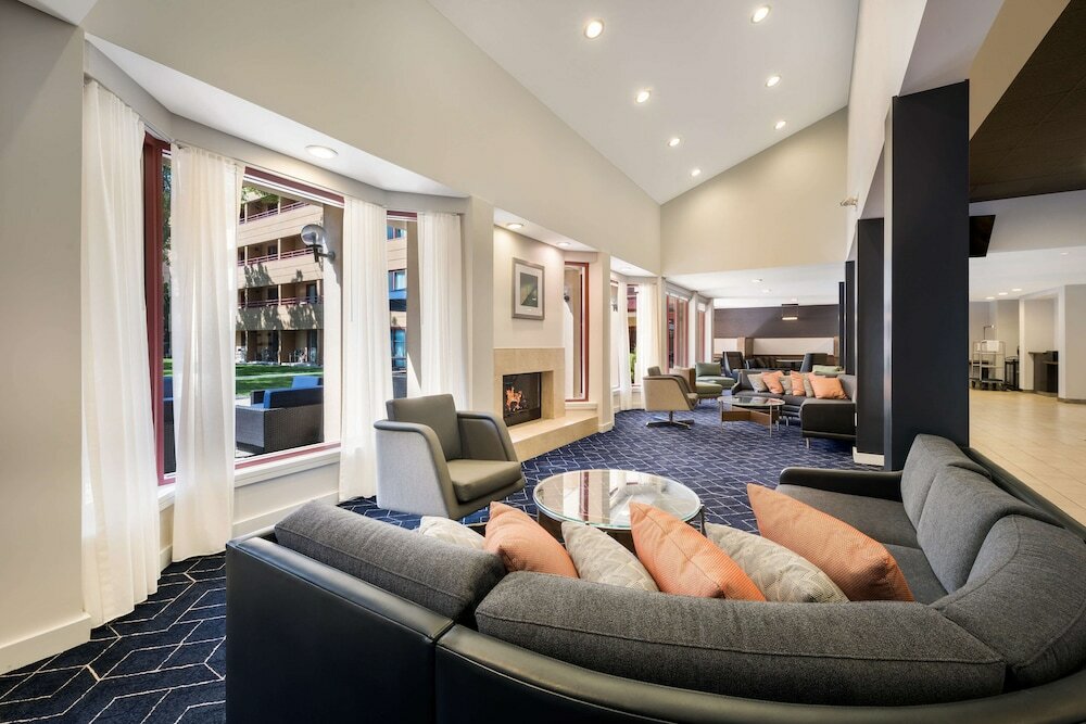 Фото Sonesta Select San Jose Airport