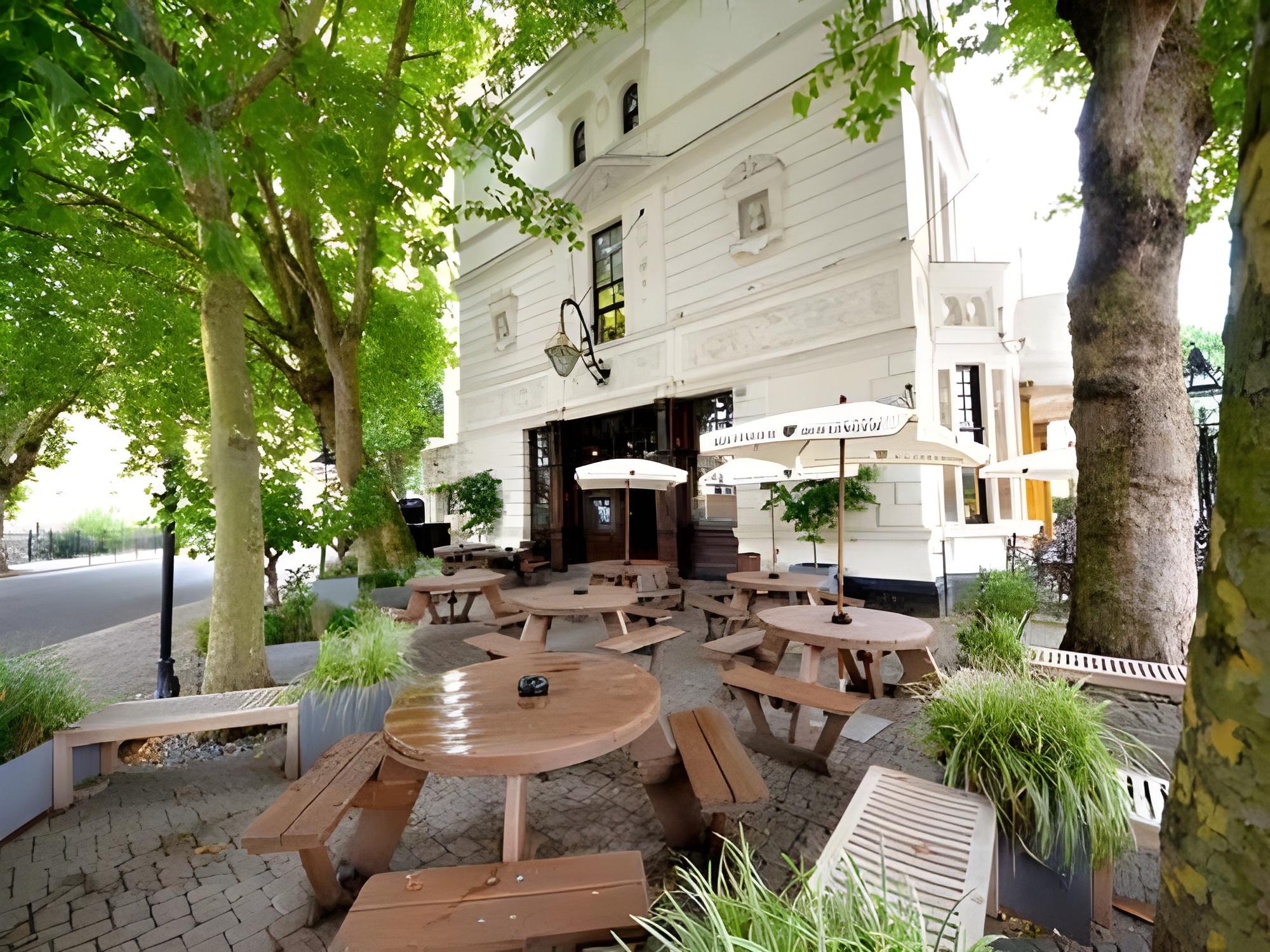 Фото отеля 3