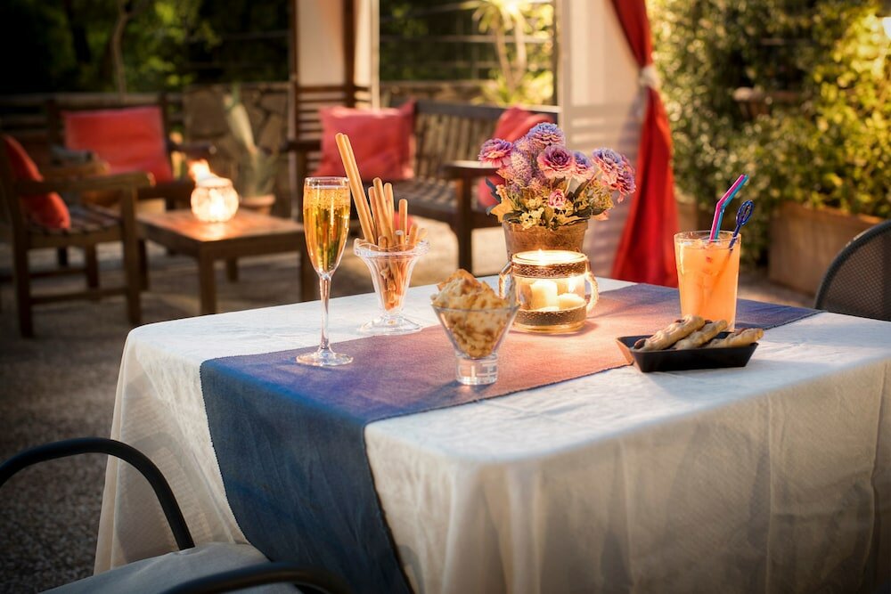 Фото Colony Hotel